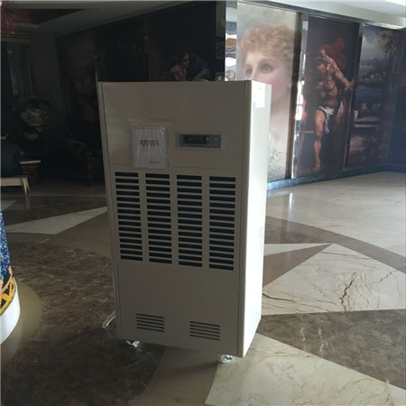 地下室很潮濕怎么辦，地下室除濕機(jī)管用